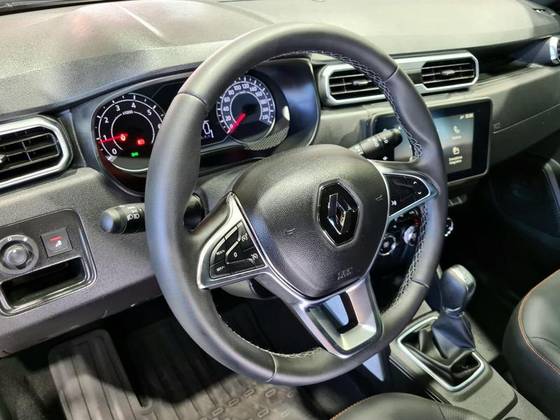 RENAULT DUSTER 1.3 TCE FLEX ICONIC PLUS X-TRONIC